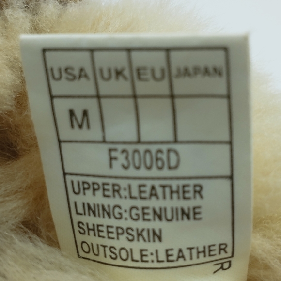 Uggs Infant size M US - Picture 6 of 7